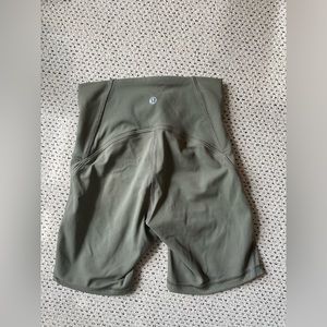 lulu train times bike shorts
